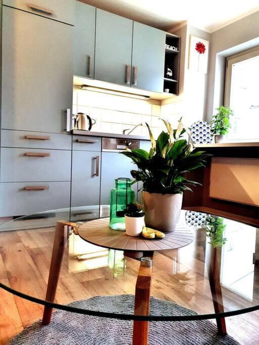 Rostock Hautnah Erleben - Schoene Maisonette 2Og Екстер'єр фото